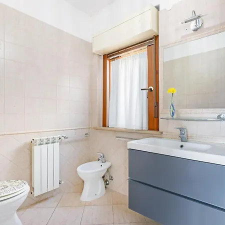 Leonardo Apartment Fiumicino